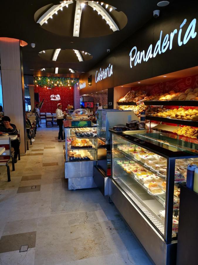 Hotel Dubai 马尼萨莱斯 外观 照片