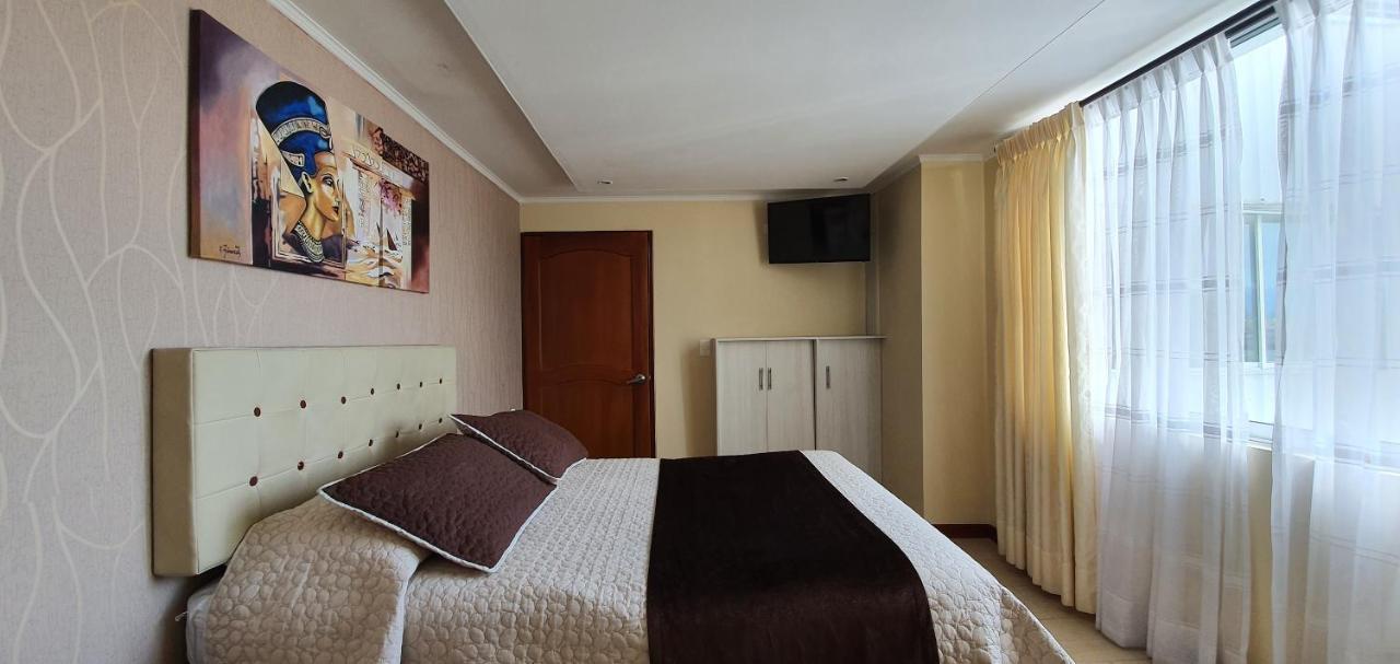Hotel Dubai 马尼萨莱斯 外观 照片
